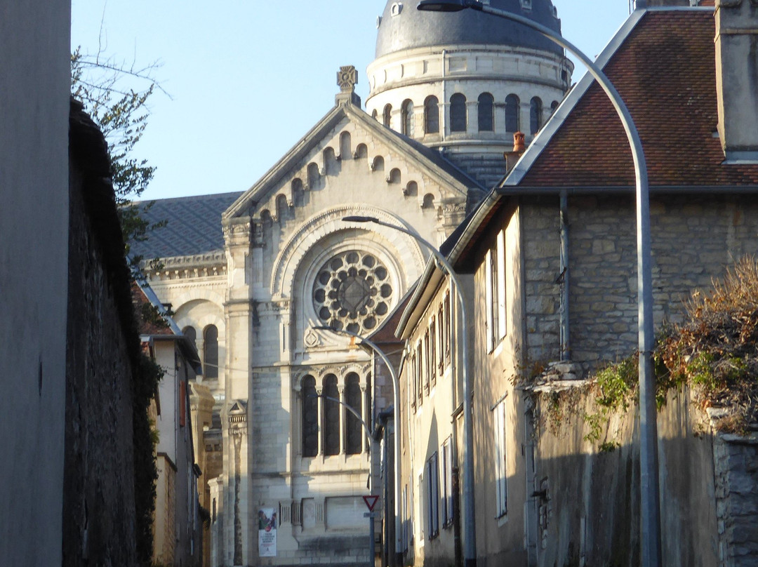 Basilique Saint-Ferjeux景点图片