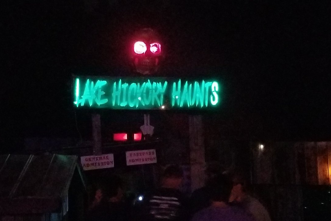 Lake Hickory Haunts-Rhodhiss必去景点