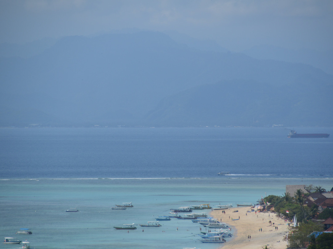 Selambung Beach景点图片