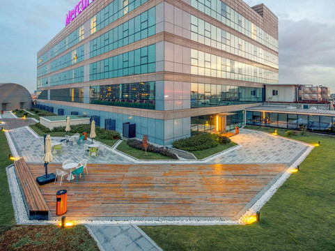 上海虹桥机场漕河泾美居酒店主图