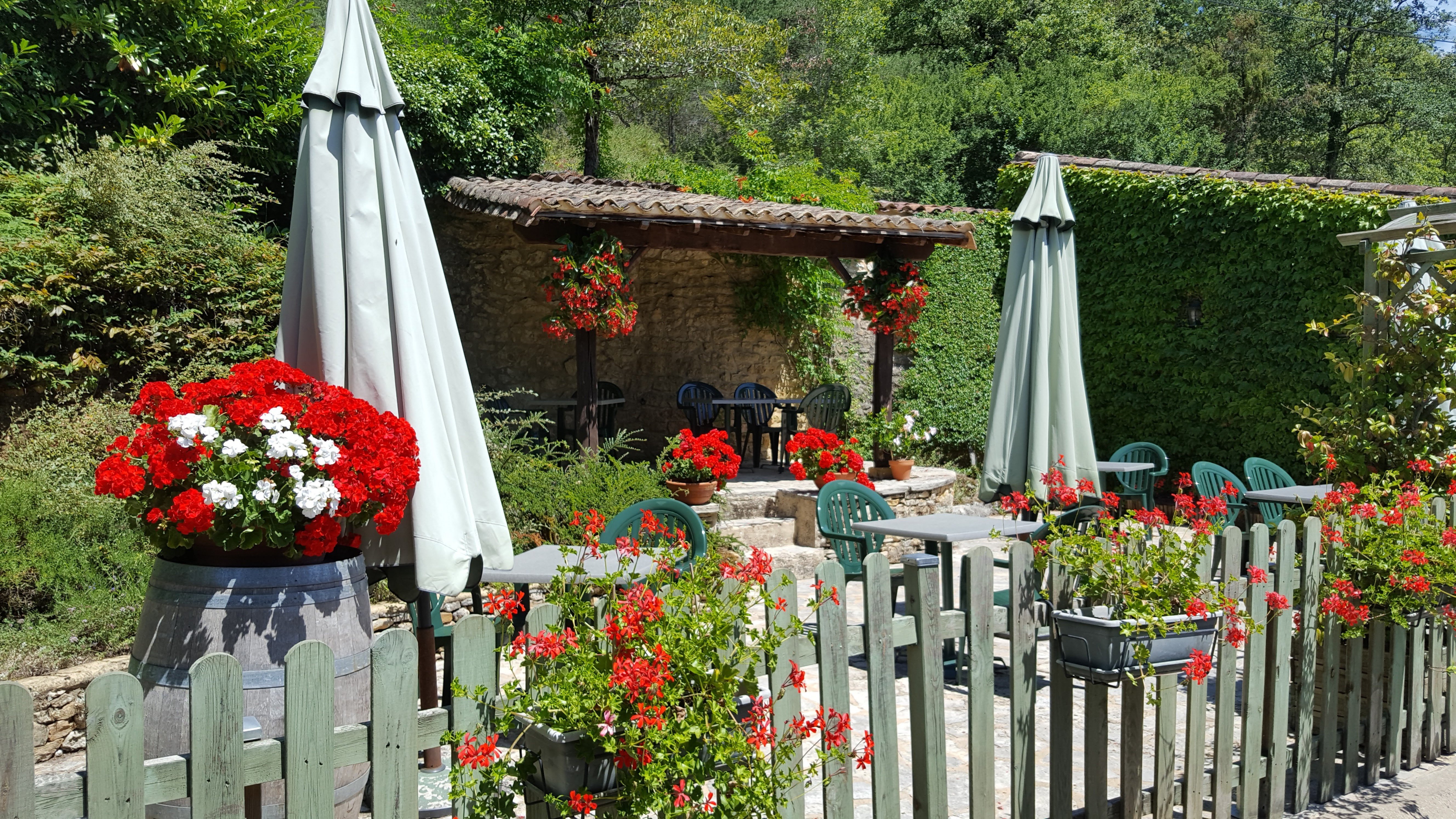 Auberge et Restaurant Lou Peyrol-官方