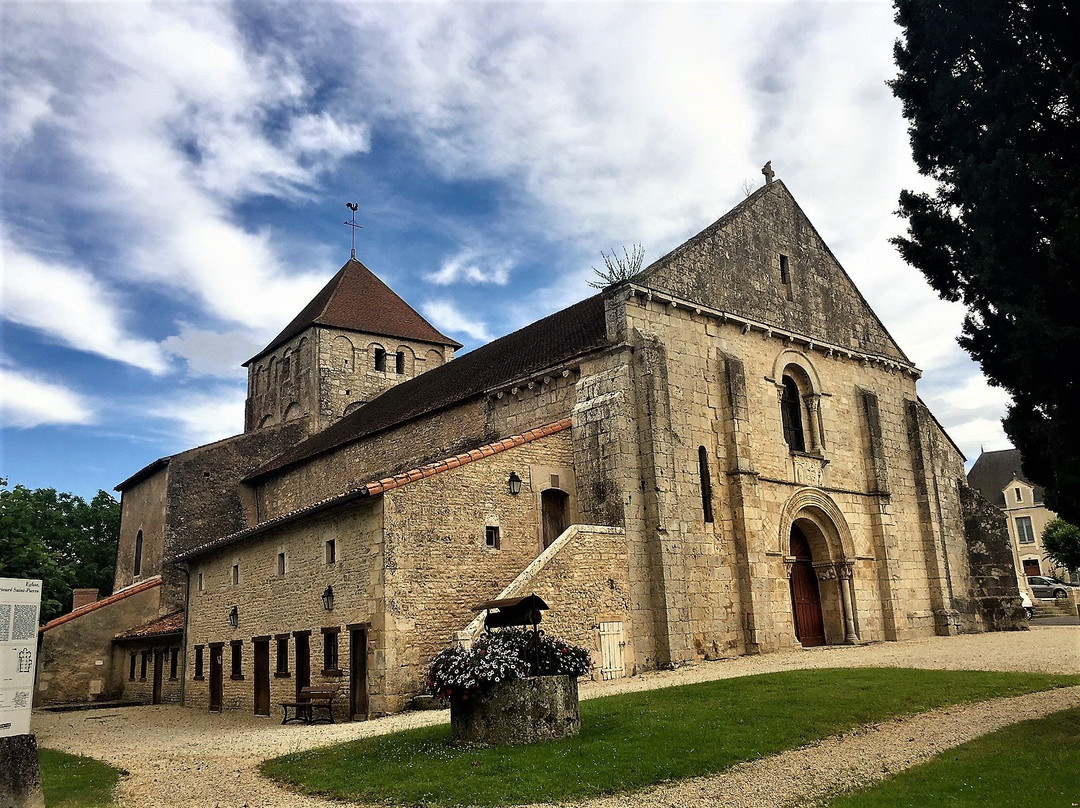 Saint-Martin-l'Ars旅游攻略图片