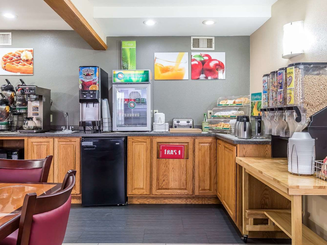 Quality Inn Mount Vernon At I-57 And I-64主图