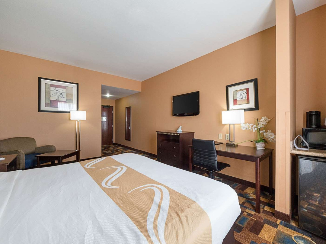 Quality Inn and Suites主图