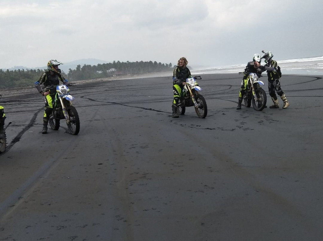 Bali West Trailbike Tours-珍巴拉纳必去景点