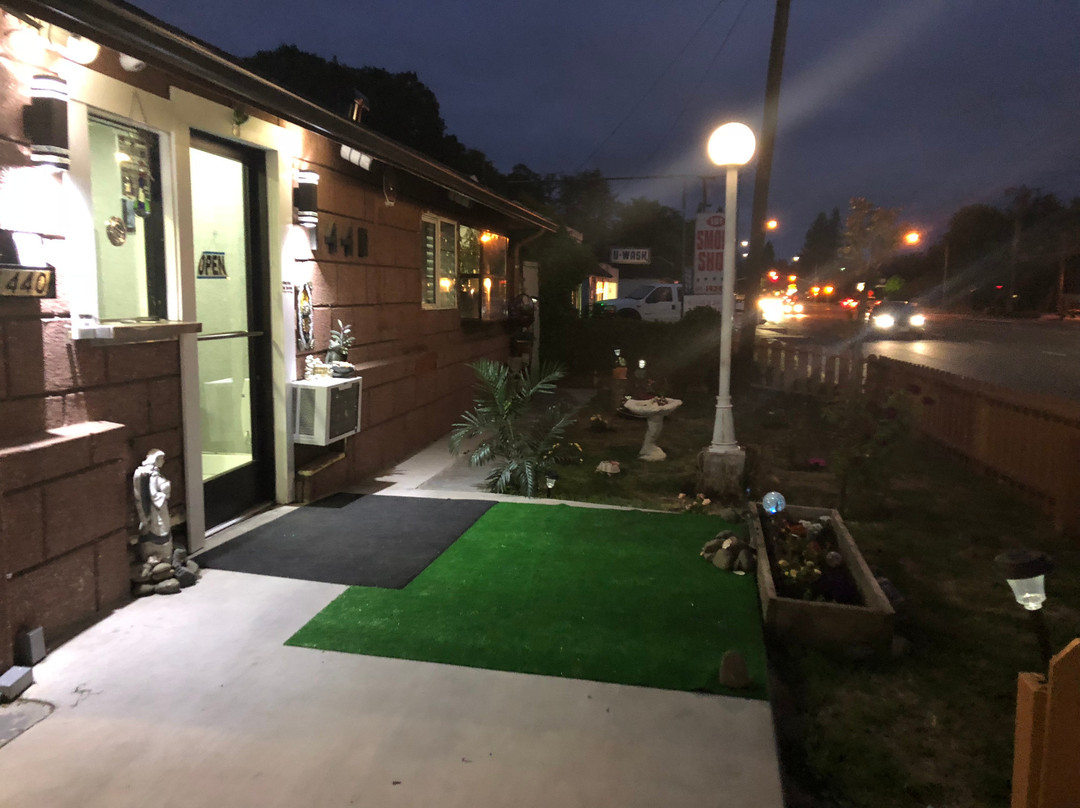 Western Village Inn主图