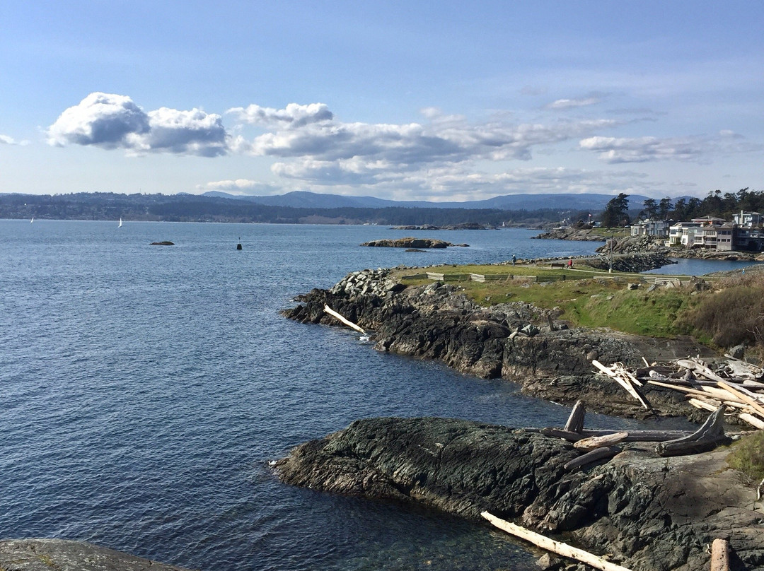 Macaulay Point Park景点图片