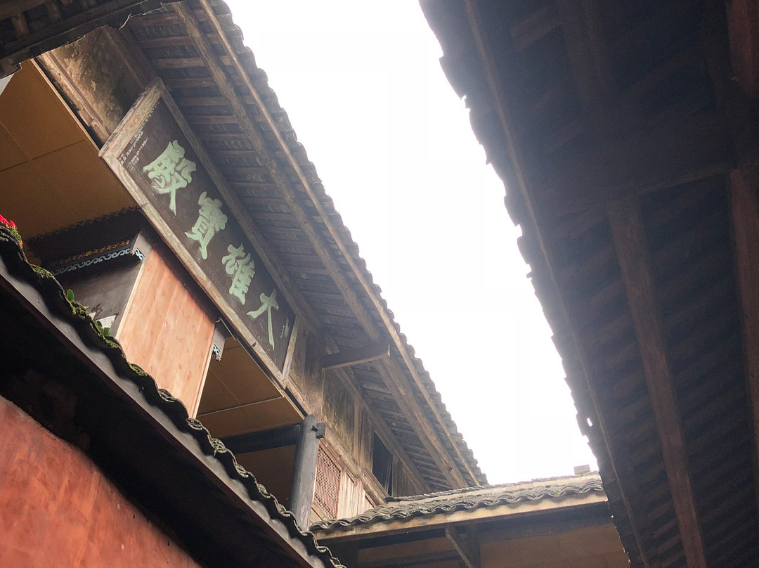 纯阳殿-峨眉山市必去景点