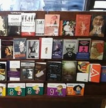 Mandrake Libros-罗莎里奥必去景点