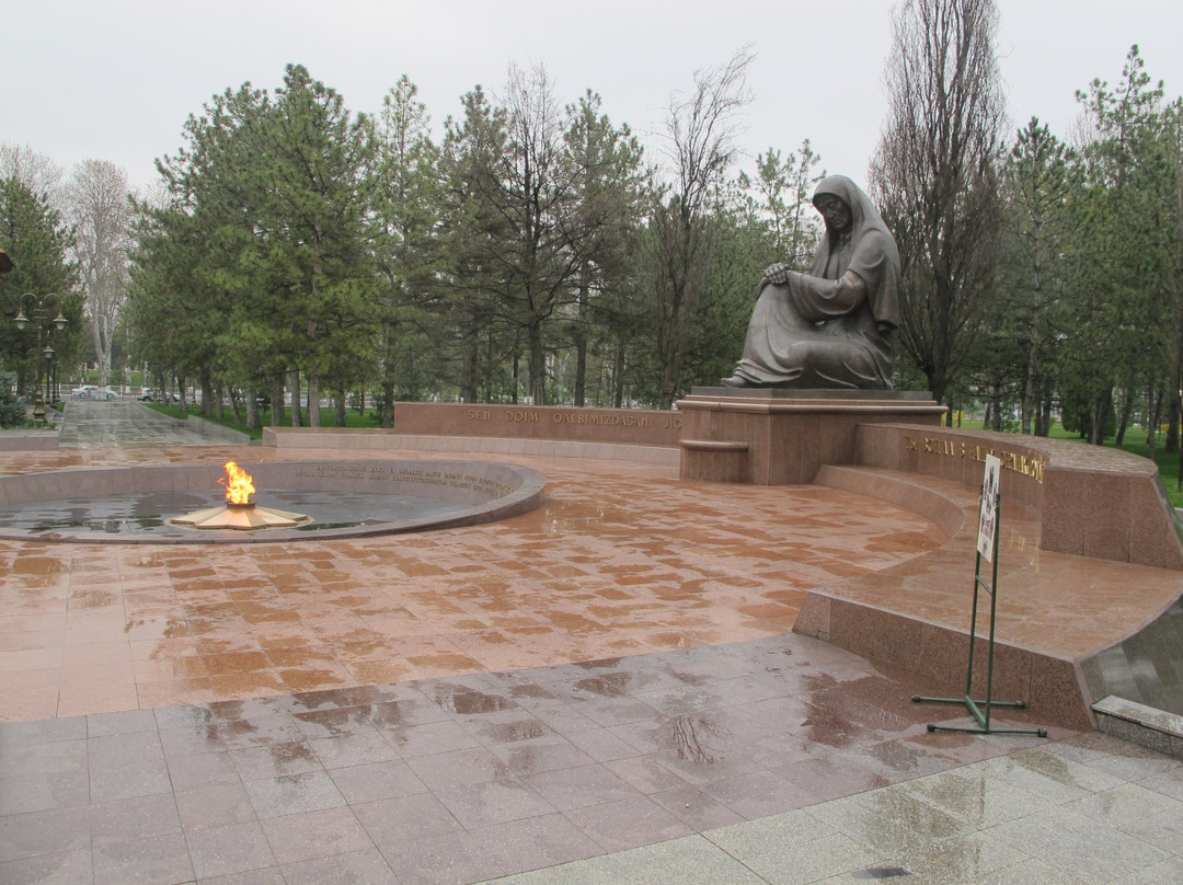 World War II Memorial-塔什干必去景点