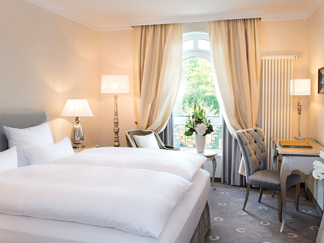 Victor's Residenz Hotel Schloss Berg主图