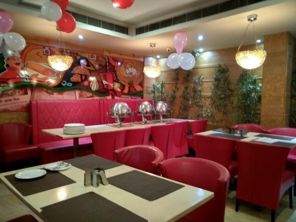 Divinity by Audra Hotels主图