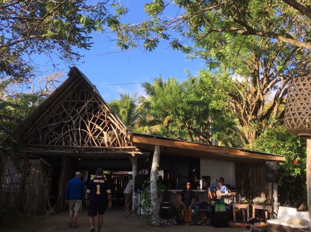 Garza餐馆和美食-Garza Beach Lounge