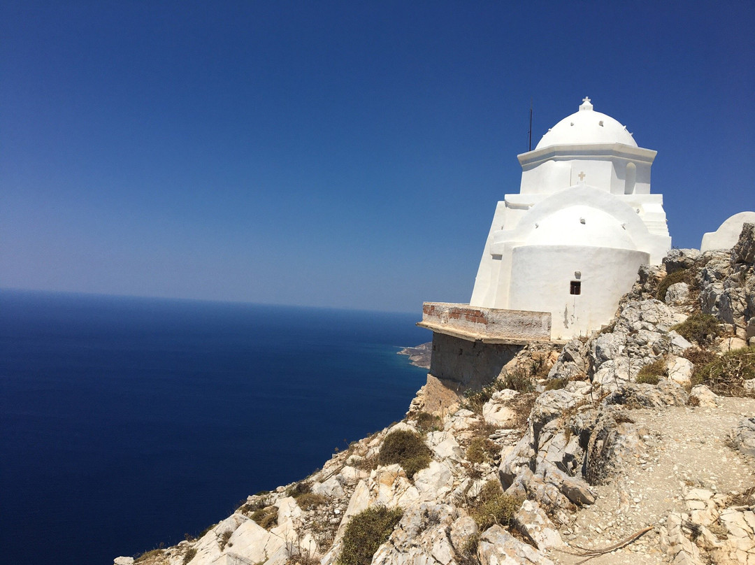 Anafi旅游景点-The Church of Panagia Kalamiotissa