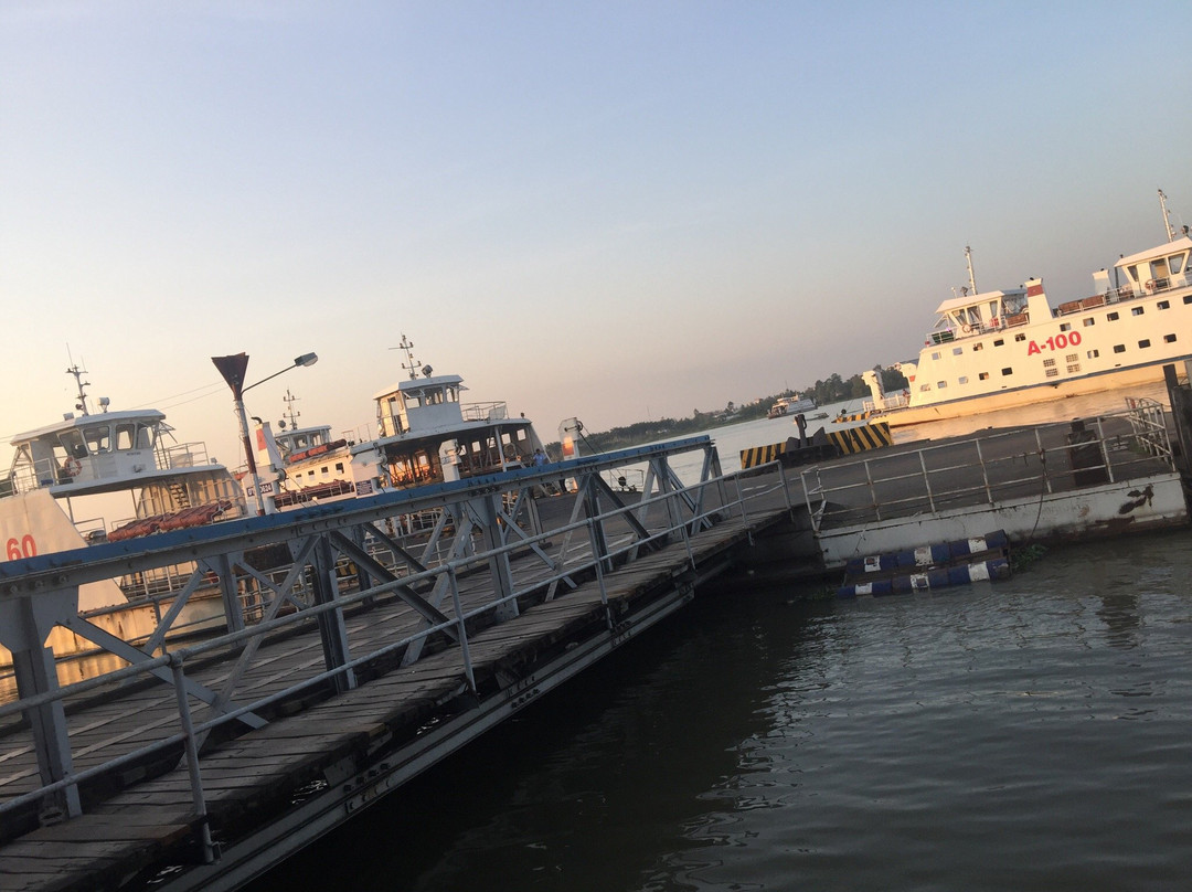 Ba Chua Xu Temple Festival-朱笃必去景点