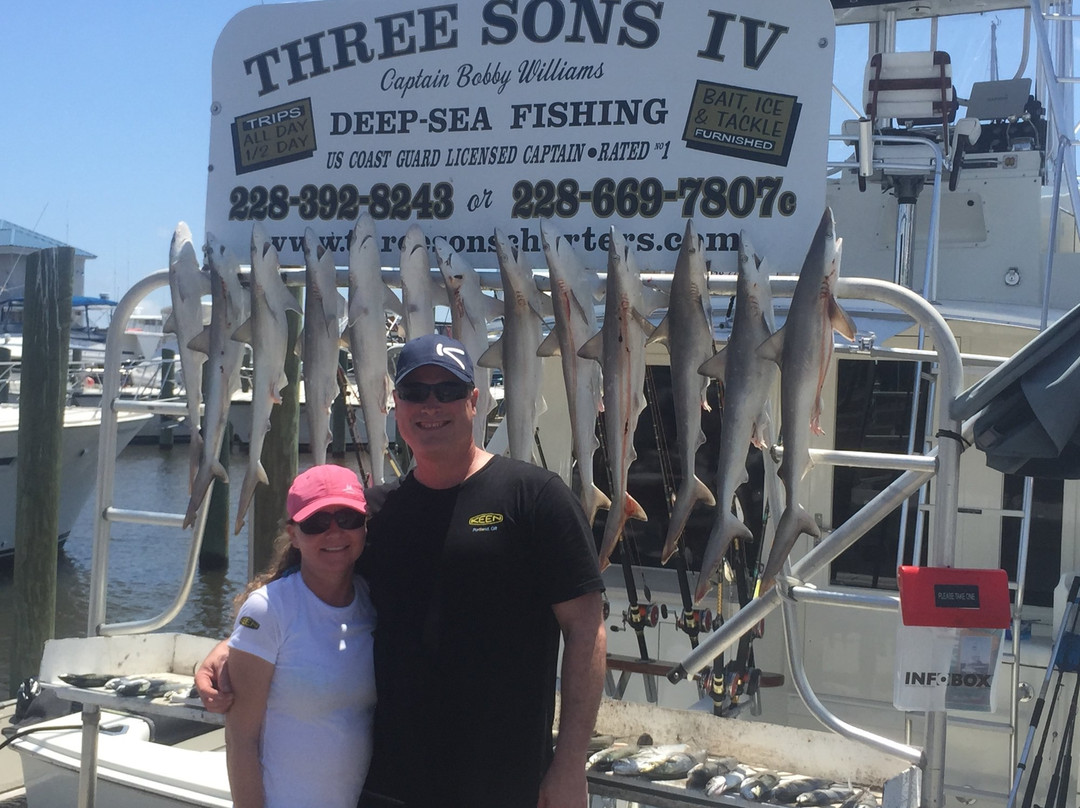 Three Sons IV Pure Fishing景点图片
