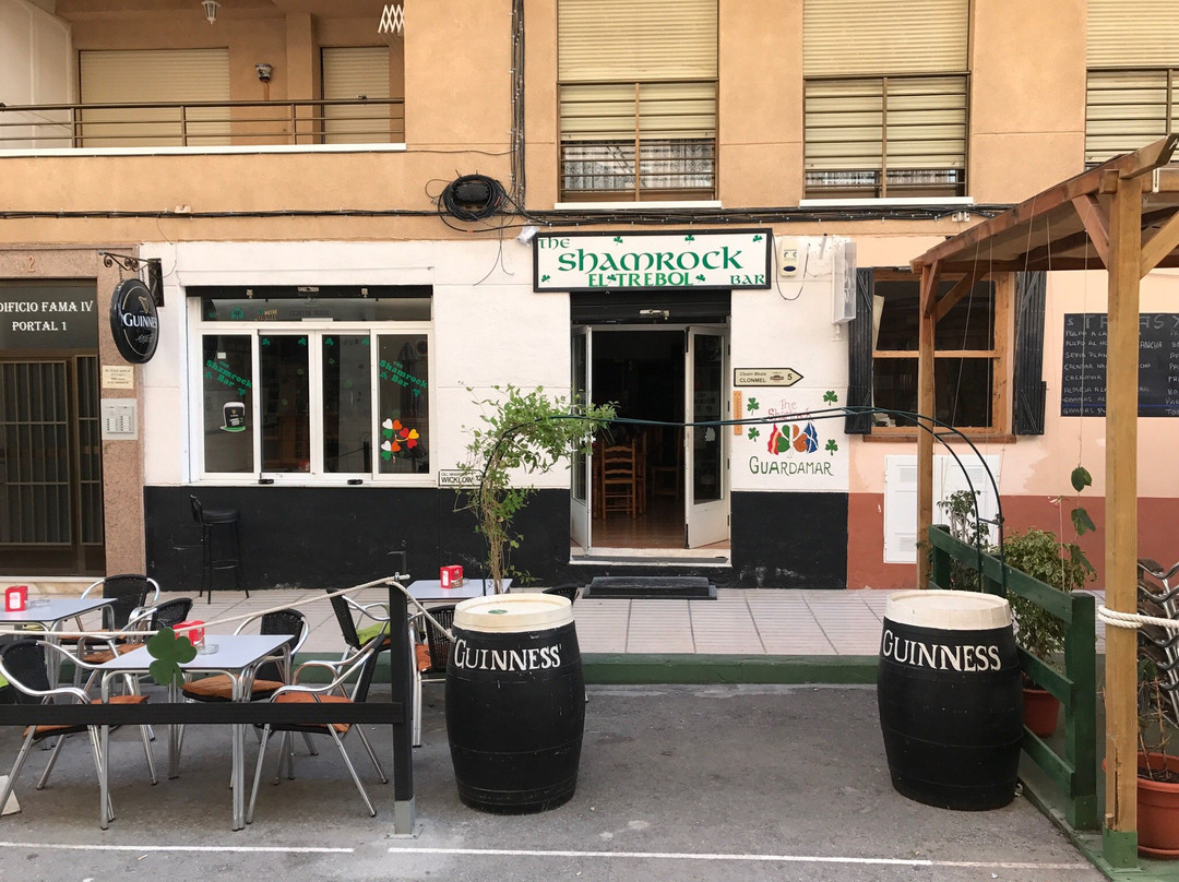 Shamrock bar