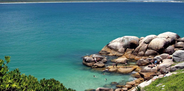 Retiro旅游景点-Piscinas Naturais Barra da Lagoa