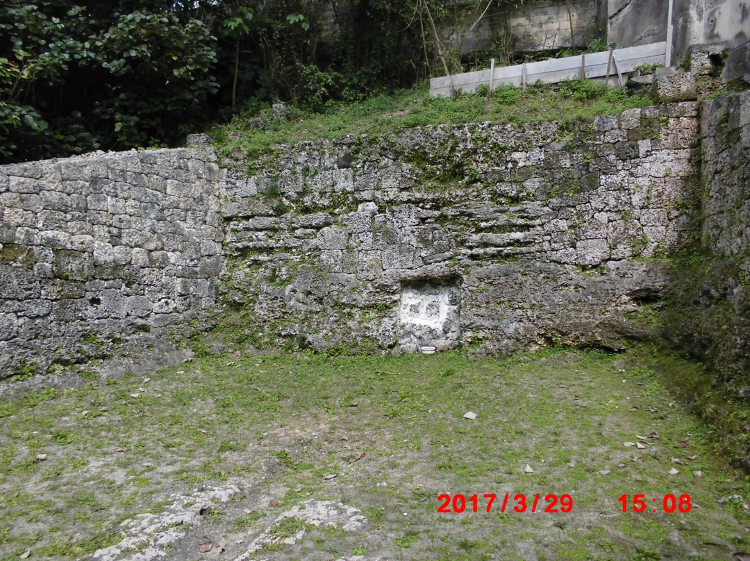 Atonma Tomb-宫古岛市必去景点