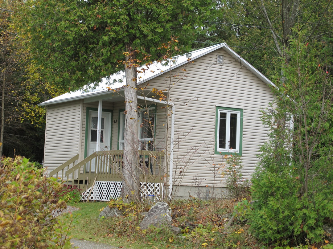 Chalets-Motel Domaine aux Cygnes主图