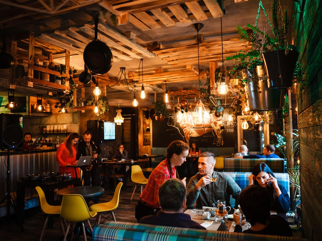 Soykino餐馆和美食-Grillbar Academia