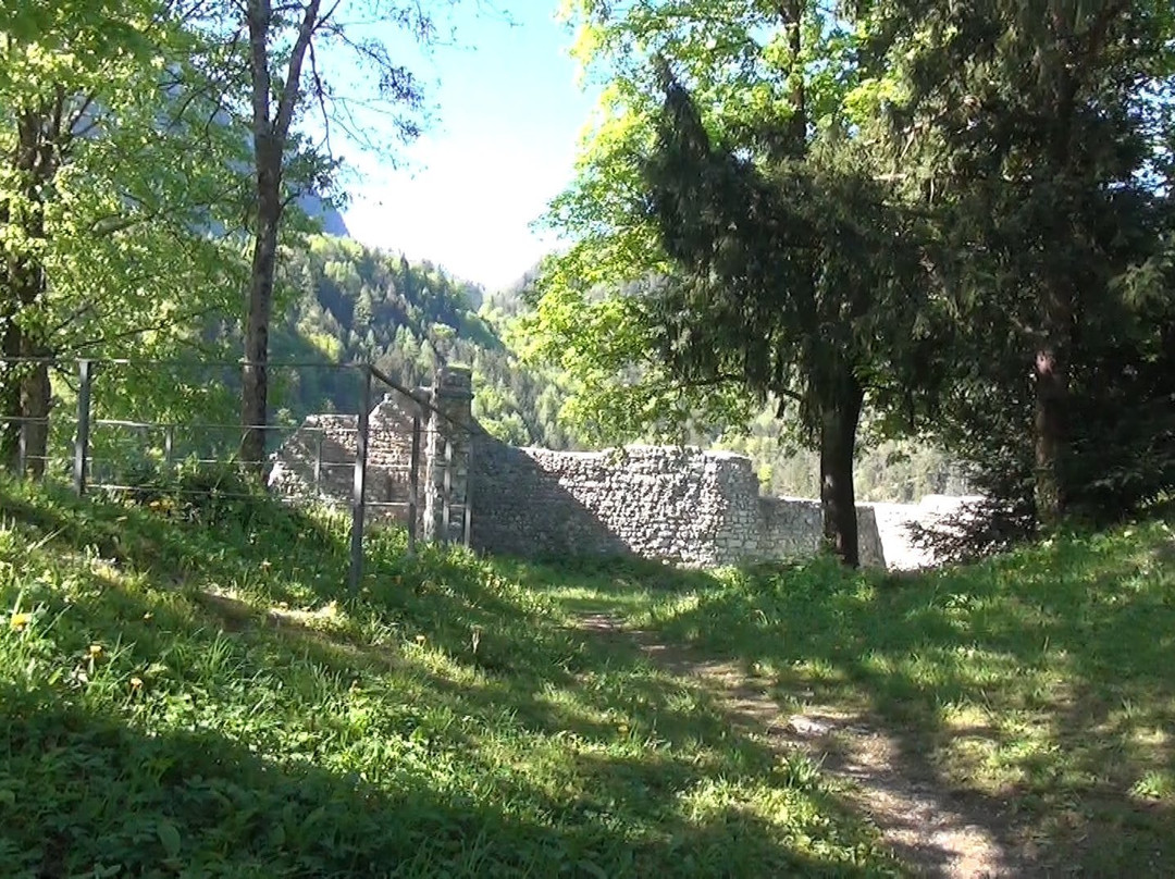 Karlstein Castle Ruins景点图片