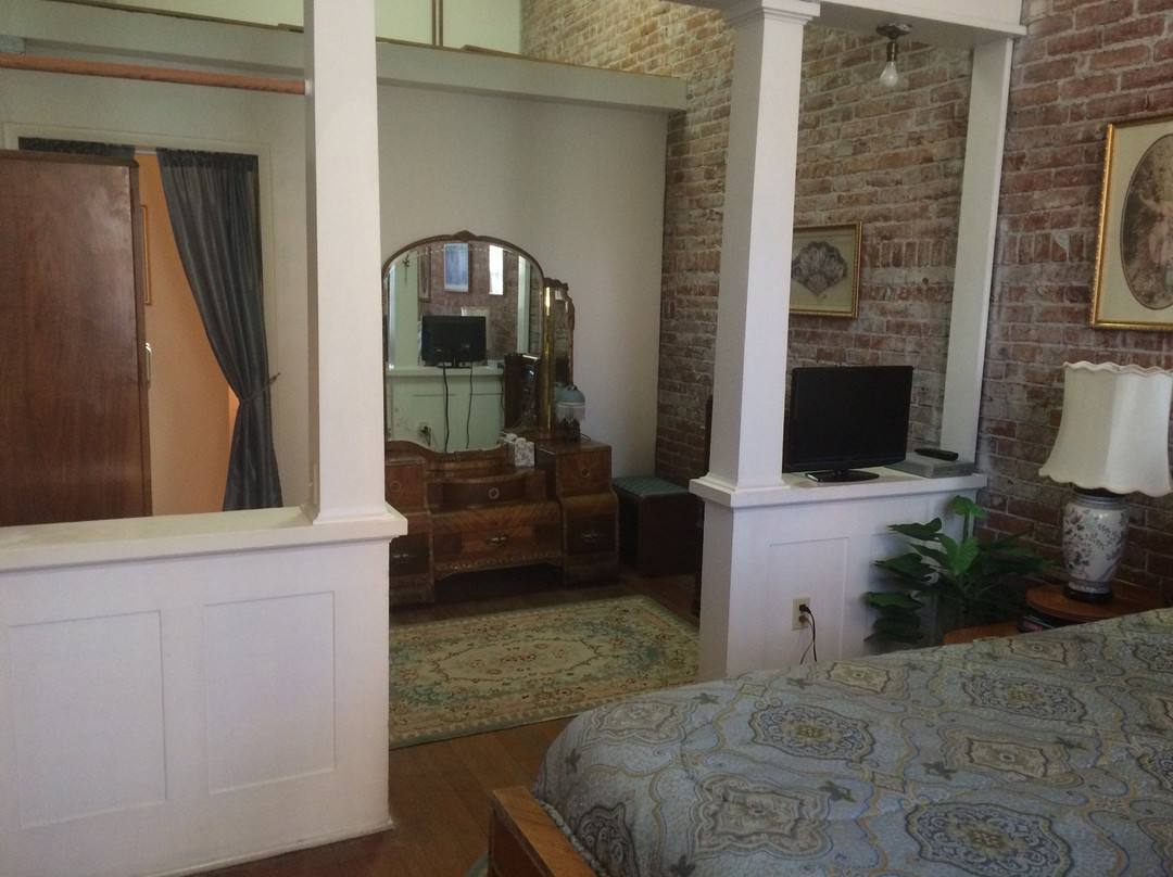 Working Girls Hotel主图