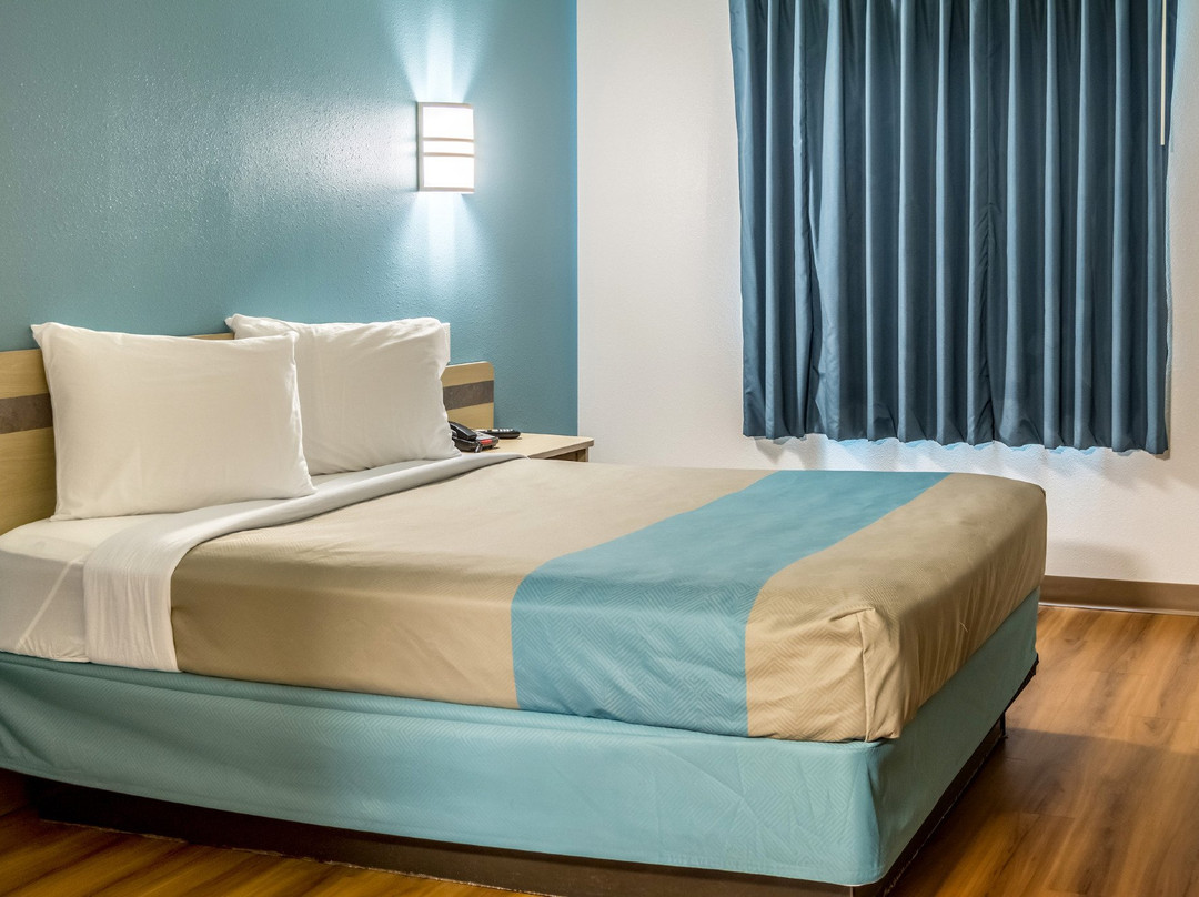 Neskowin酒店住宿-Motel 6 Lincoln City, OR