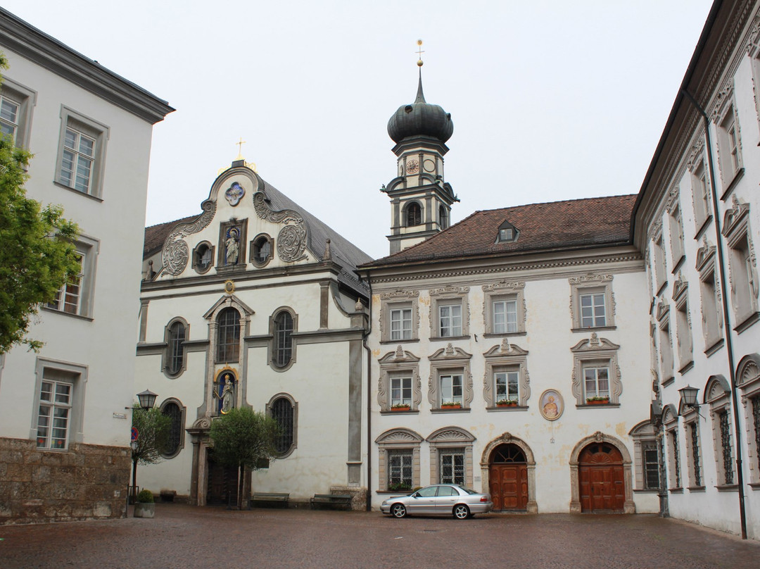 Jesuitenkirche-哈尔堤侯必去景点