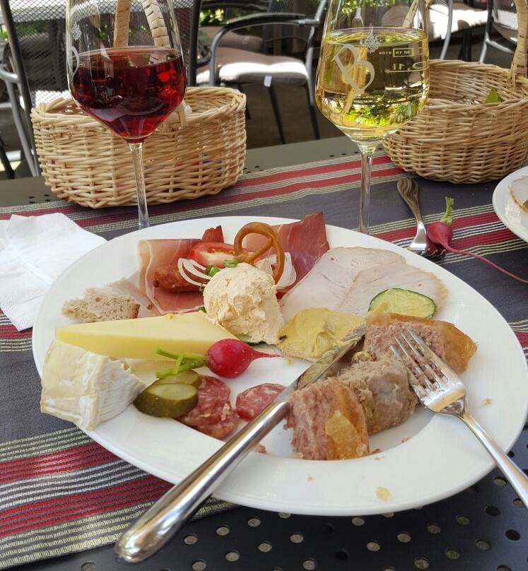 Vinothek des Weinguts Bastian-巴哈拉赫必去景点