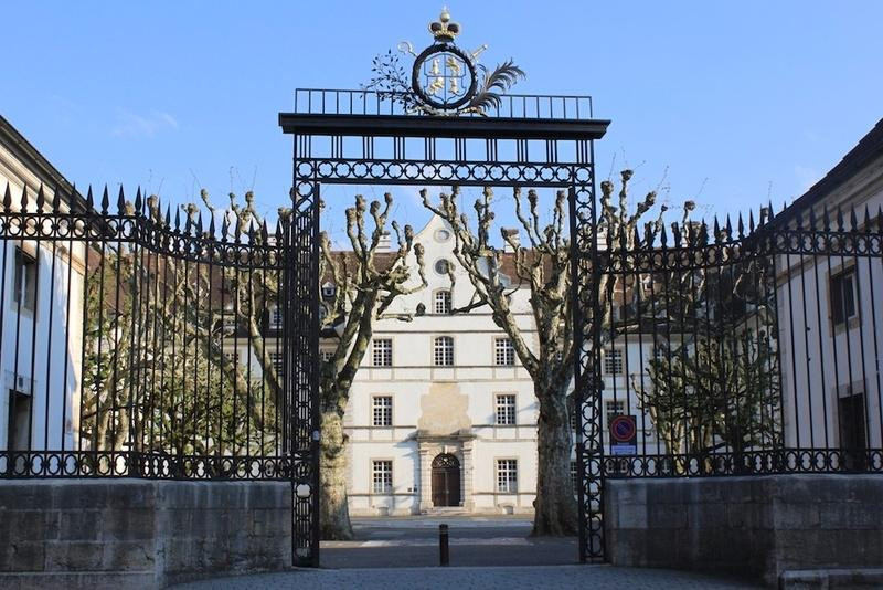 德莱蒙旅游景点-Château de Delémont