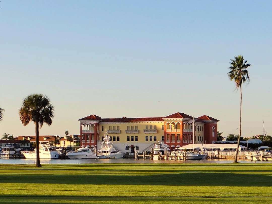 Treasure Island Golf, Tennis & Recreation Center-特雷热岛必去景点