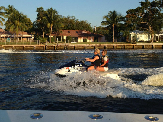 Atlantic Boat and Jet Ski Rentals-庞帕诺比奇必去景点