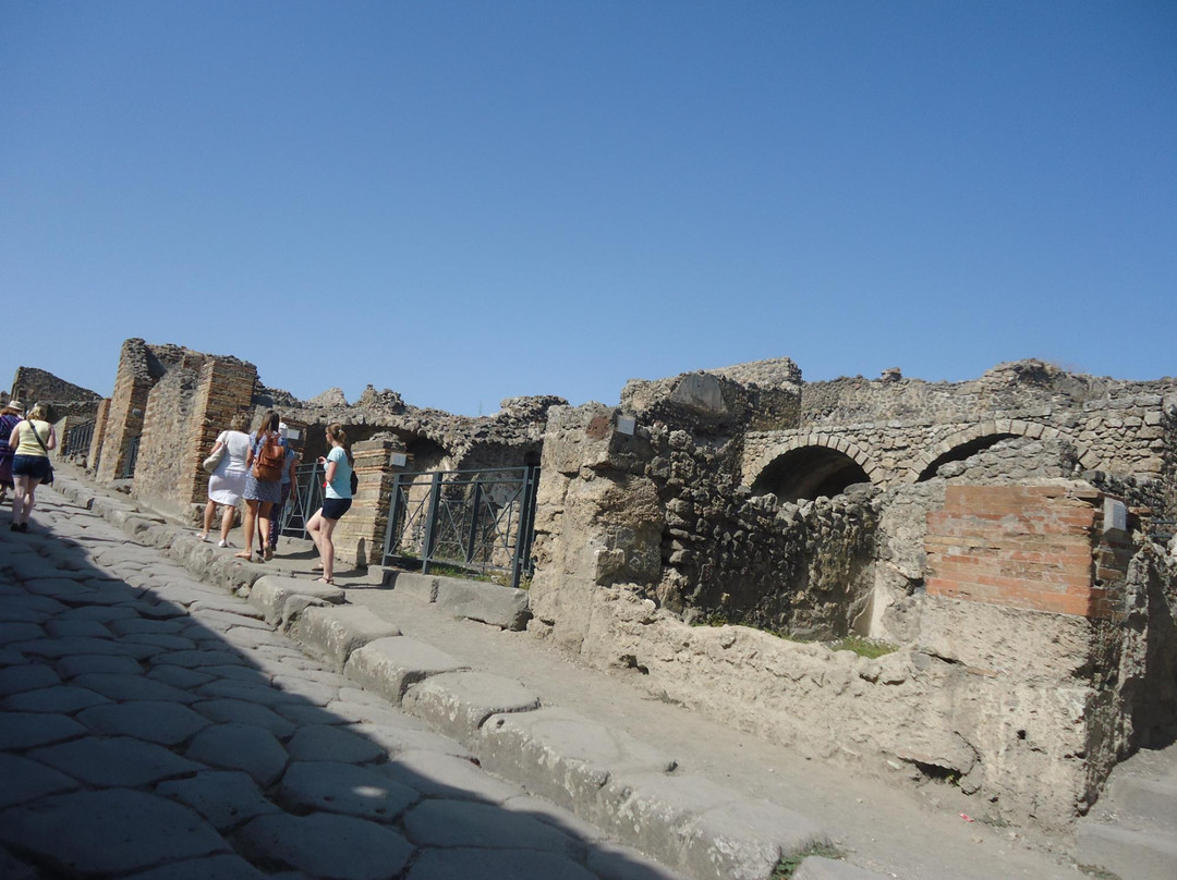 Raphael Tours & Events Salerno-萨勒诺必去景点