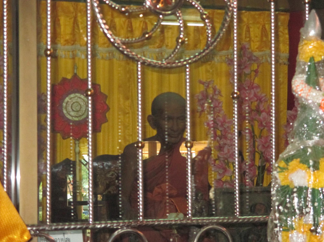 Wat Pak Khlong Makham Thao-越信必去景点