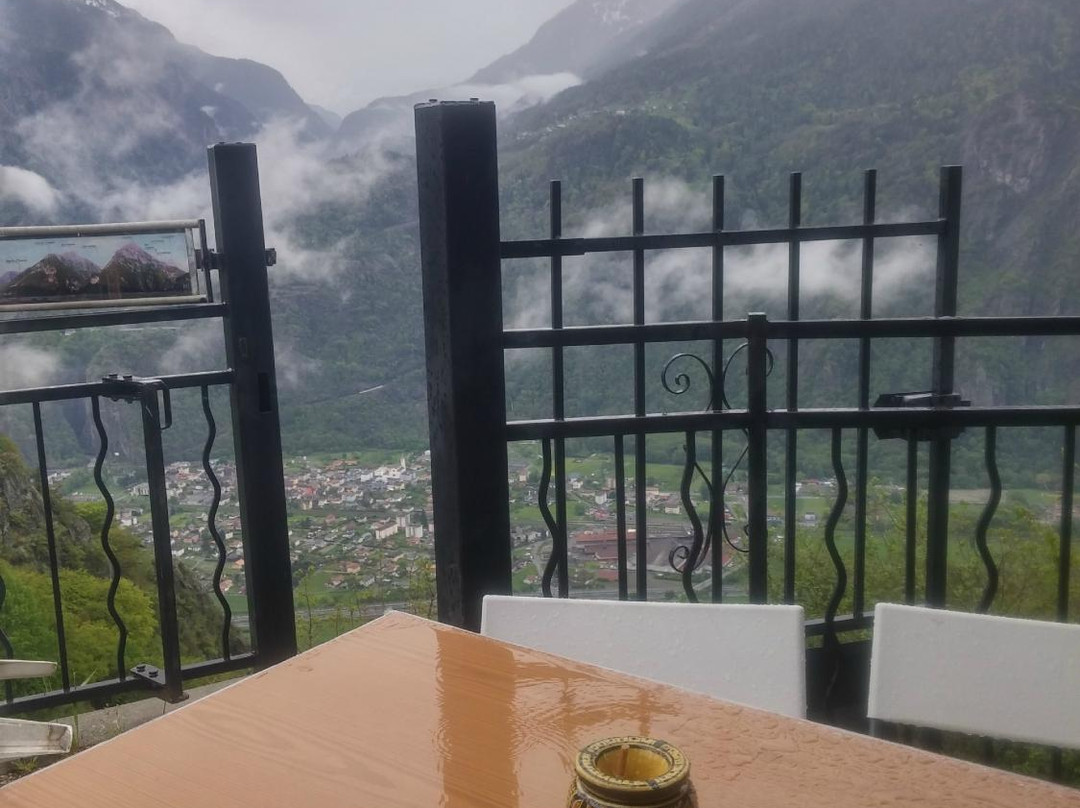 Vernayaz餐馆和美食-Cafe Restaurant des Touristes