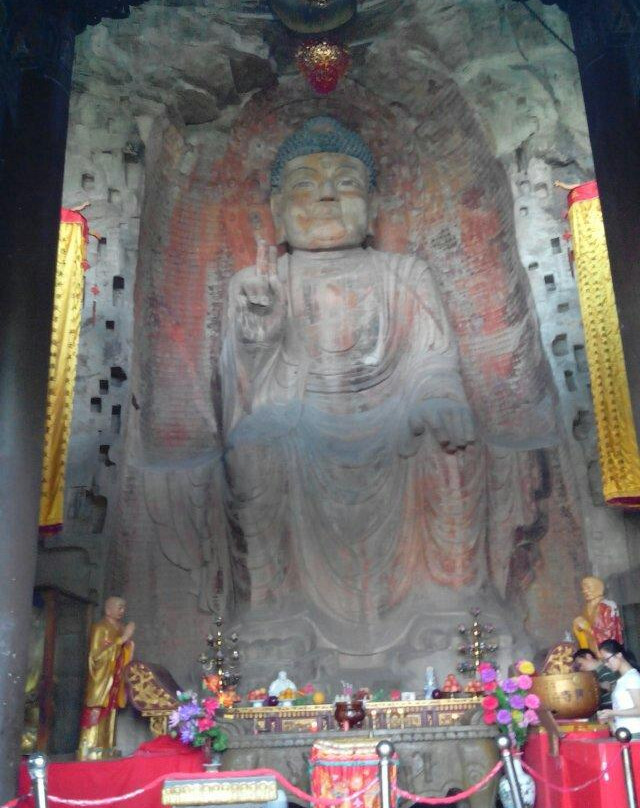 阆中大佛寺-阆中市必去景点