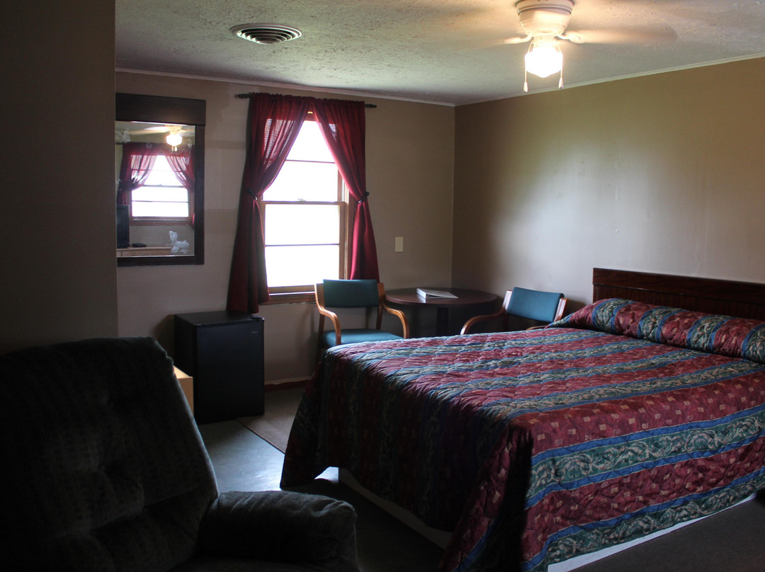 Cinderella Motel主图