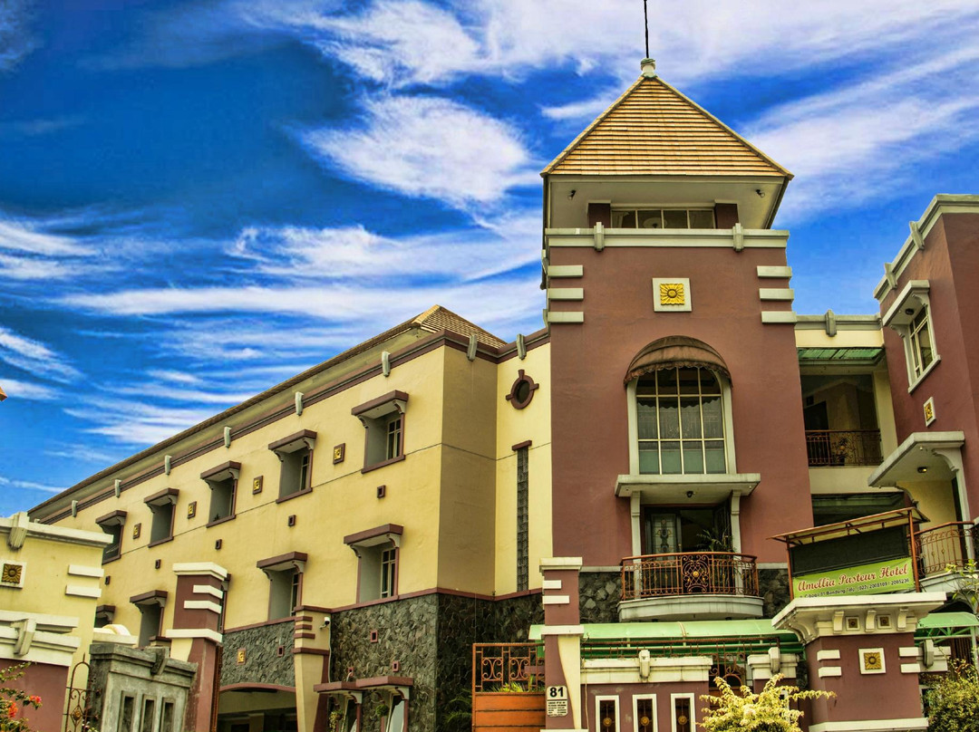 Utama酒店住宿-Amellia Pasteur Hotel