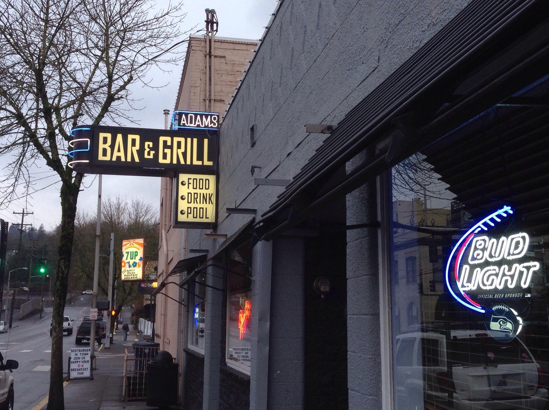 Adam's St. Bar & Grill-Camas必去景点