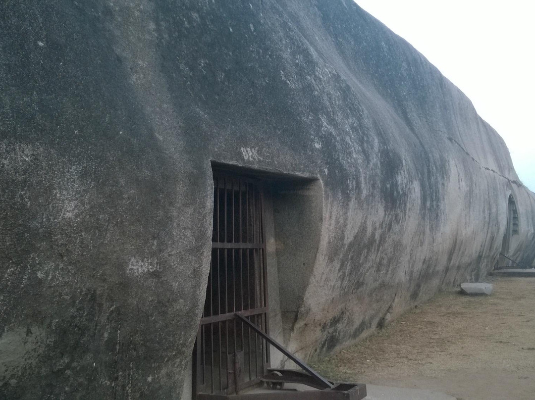 Barabar Caves景点图片