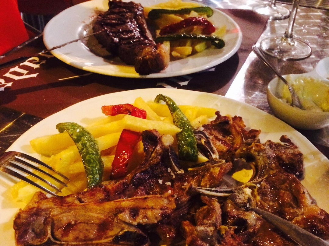Santiago de la Ribera餐馆和美食-Sierra Nevada
