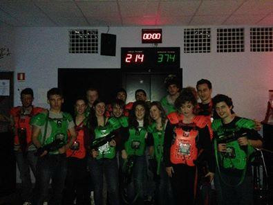 redSeven bar & laser game-Reana del Rojale必去景点