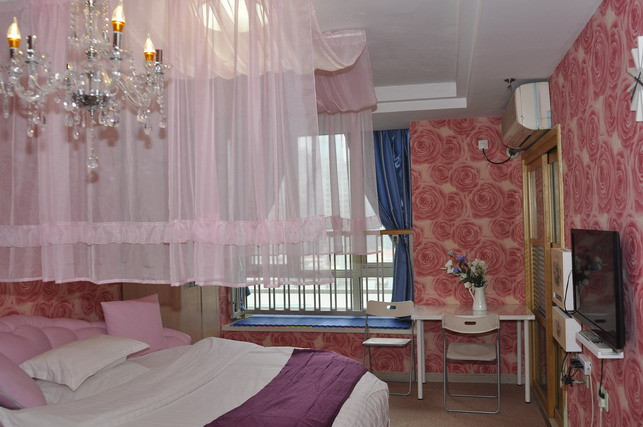 南京简爱主题酒店新街口城开约瑟夫店主图