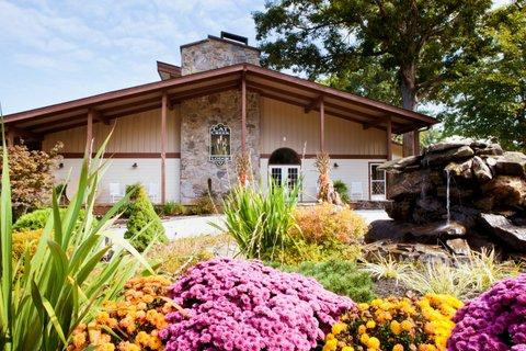 Cat Creek Lodge