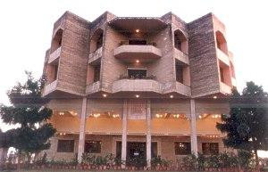 Hotel Surbhi Palace主图