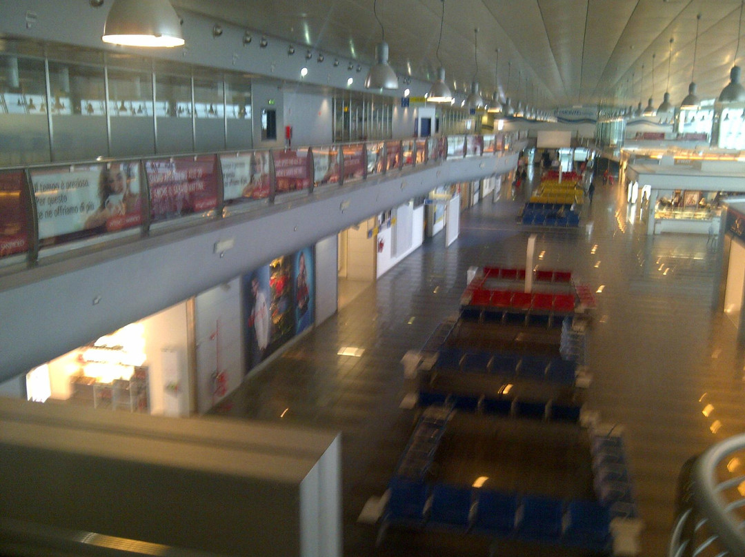 Centro Commerciale Caselle Aeroporto di Torino  Sandro Pertini景点图片