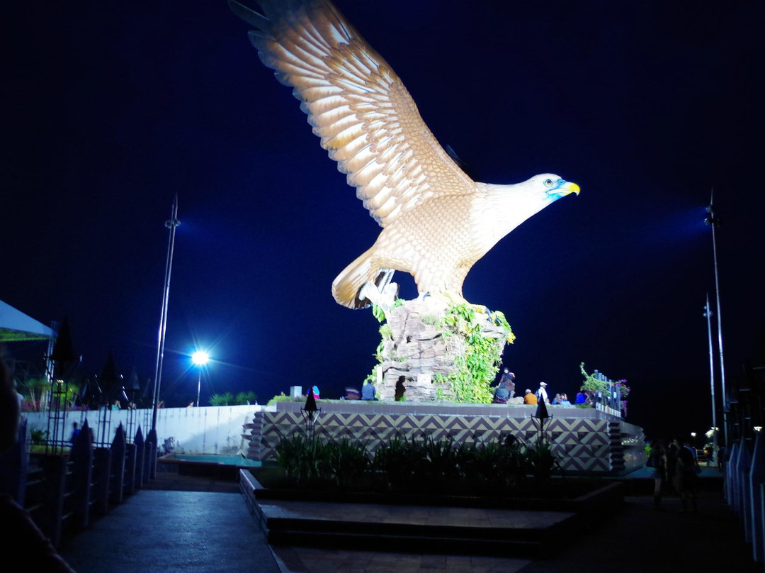 Eagle Square-兰卡威必去景点
