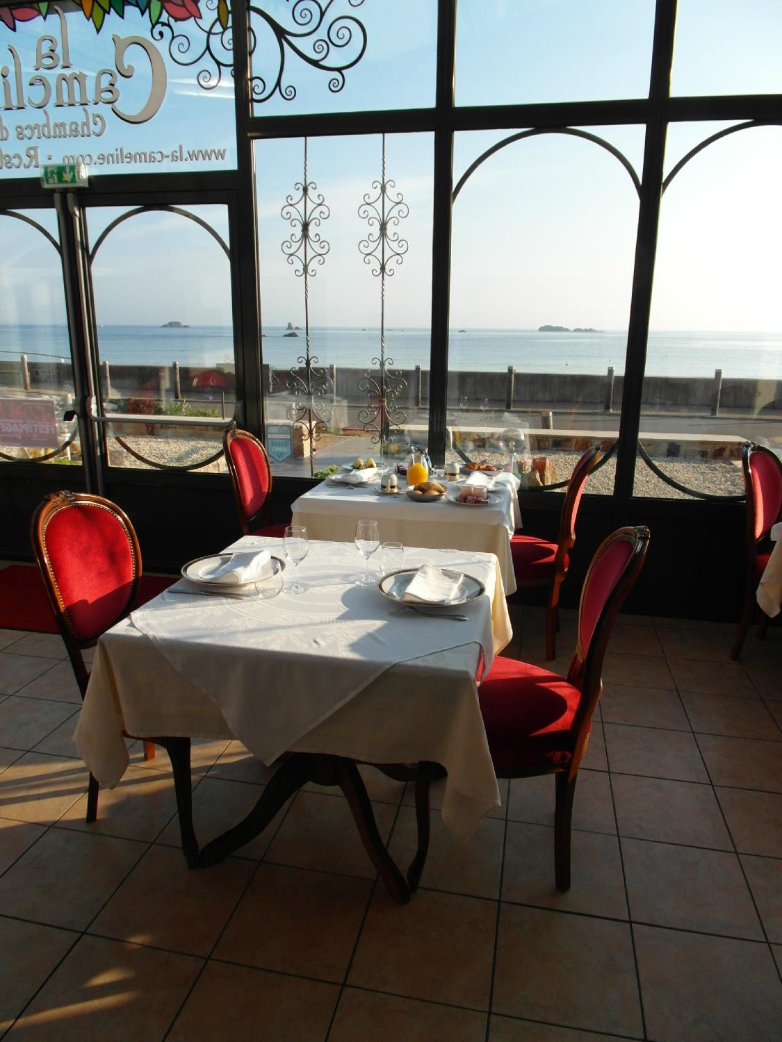 Chambres d'hotes La Cameline-餐饮
