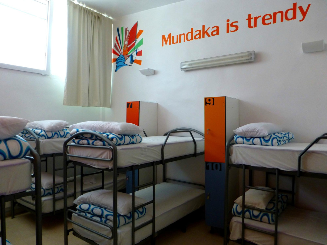 Mundaka Hostel& Sports Cafe